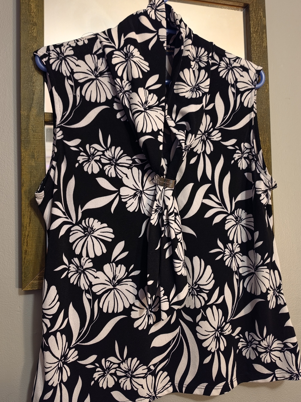 Adrienne Vittadini Black and White Floral Tie-Neck Sleeveless Blouse